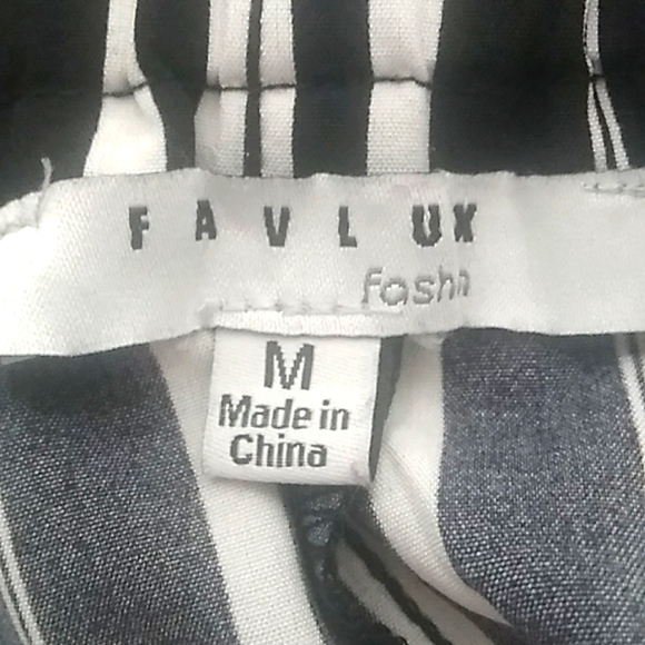 SALE! NWOT FAVLUX Fashion Striped Jumpsuit W Adjustable Waist Band Sz.M (BX36) - Picture 8 of 10